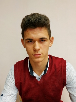 Лопато Роман